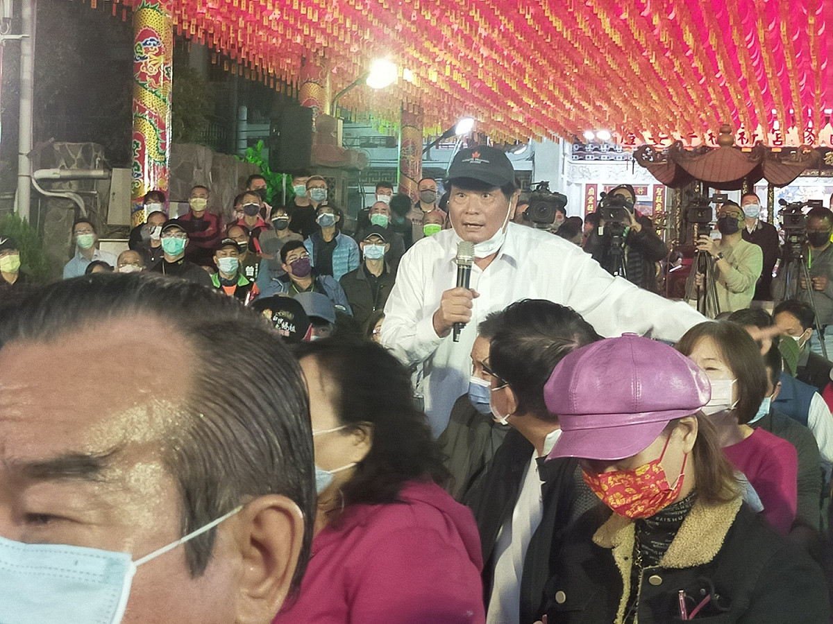 支持者發言踴躍。  唐復年/攝