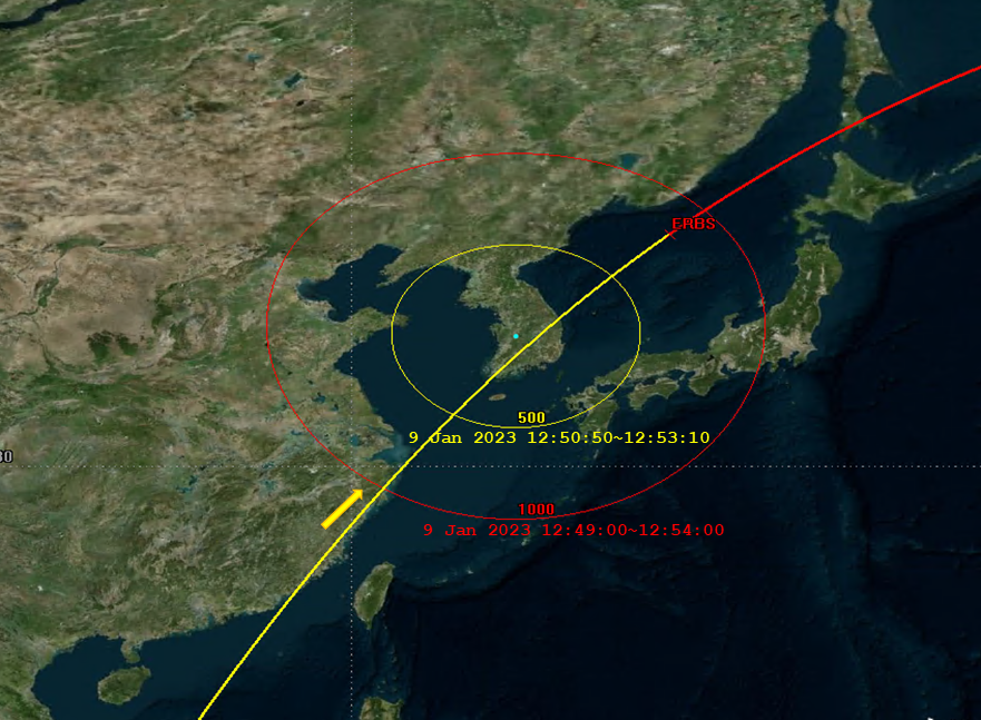 美國人工衛星ERBS的部分殘骸很可能於9日中午墜落在韓半島，黃圈半徑500公里，紅線半徑1000公里。 圖:翻攝自南韓科學技術情報通信部