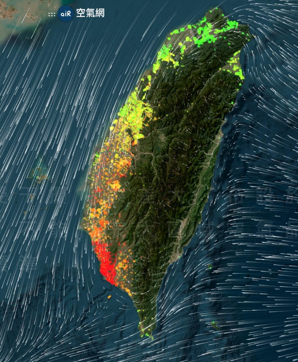 這幾天東北季風減弱，加上中部以北有雨，因此全台空品明顯緩和。 圖：取自鄭明典臉書