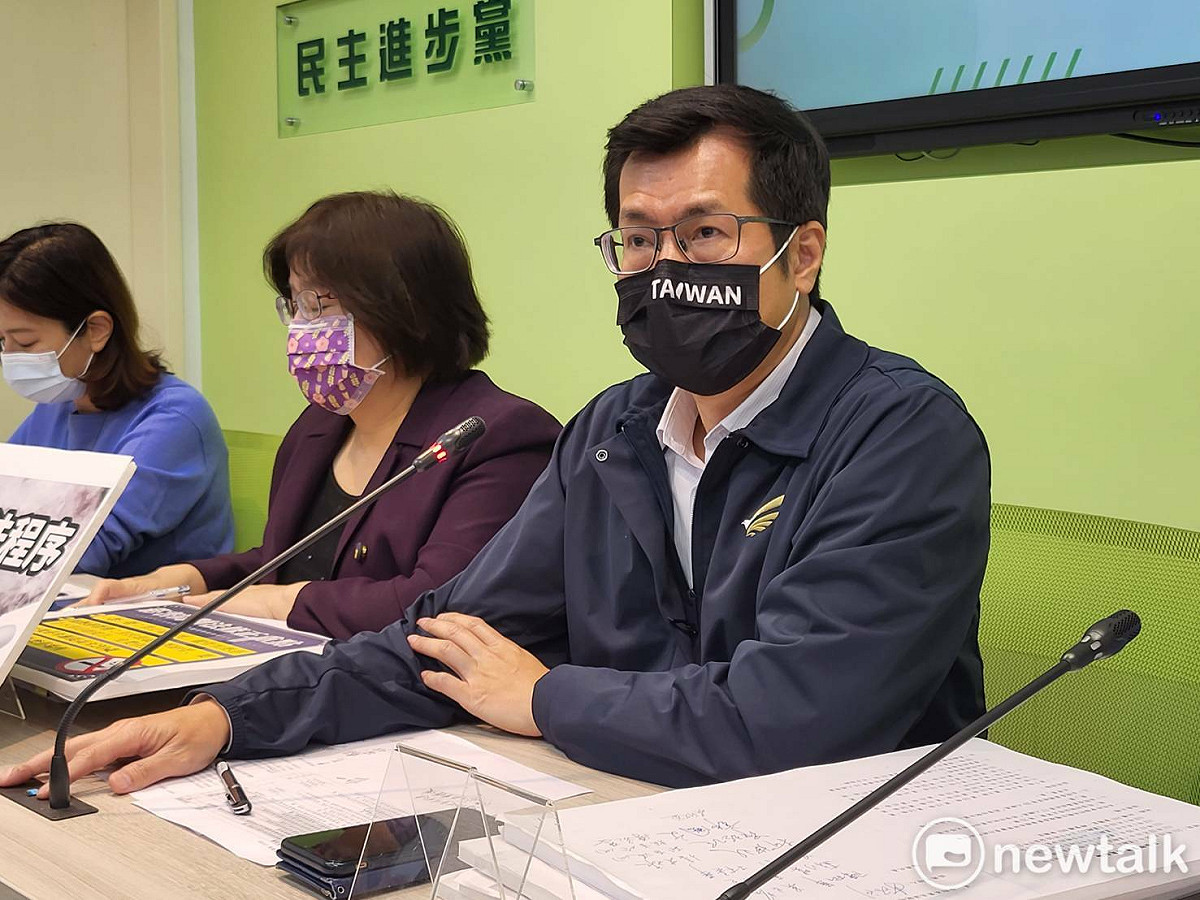 民進黨立委羅致政今天表示，排黑條款是透過黨內機制、民主表決出來的，與派系無關。 圖：陳佩君／攝（資料照）