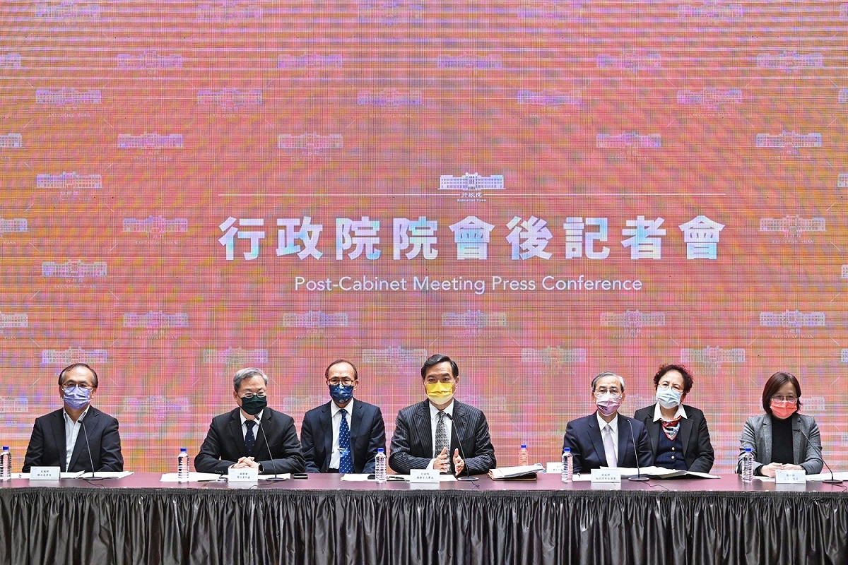 行政院今（12）天舉辦院會後記者會。 圖： 行政院提供