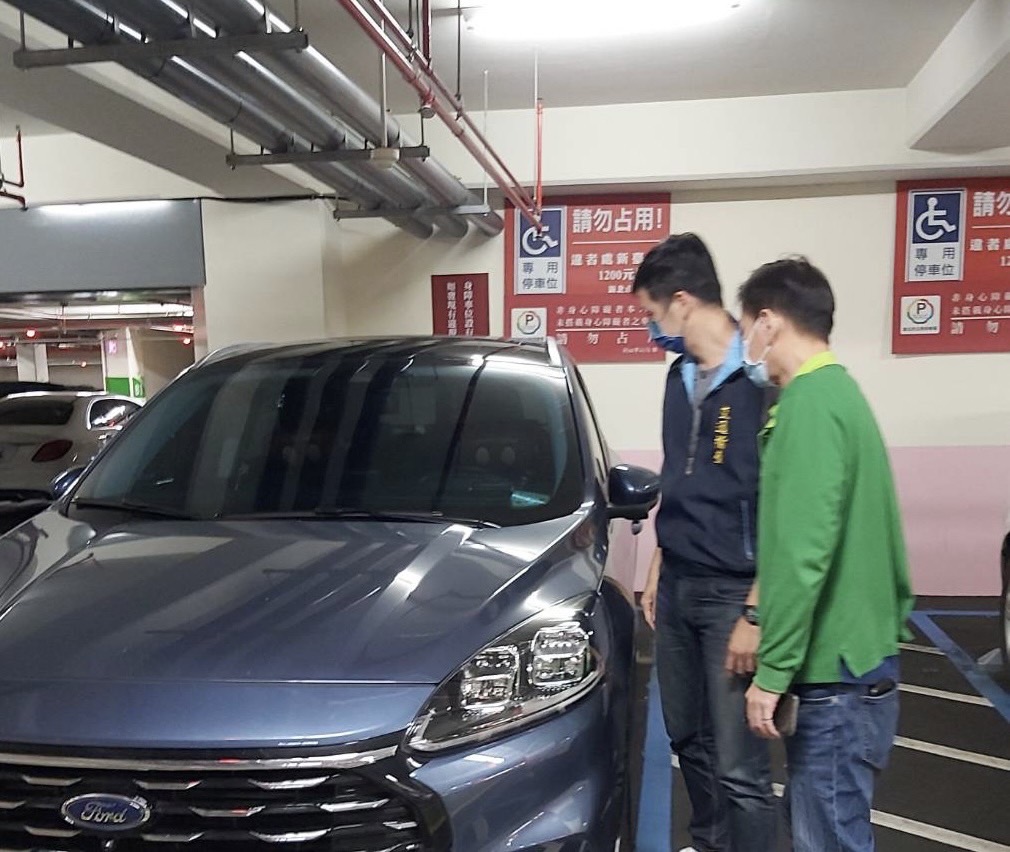 新北市交通局持續稽查身障、婦幼及電動車充電車位。 圖：新北市交通局提供