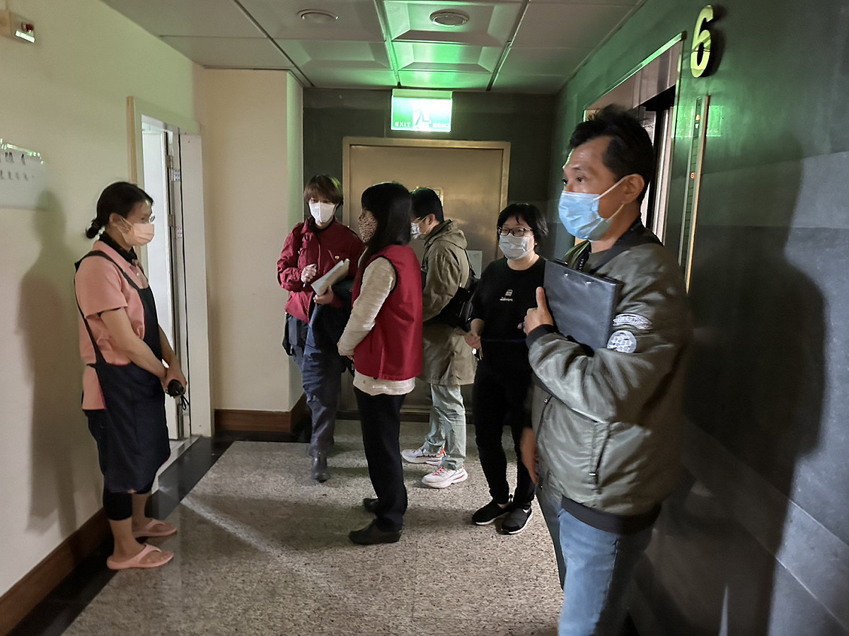新北市觀旅局成立聯合稽查小組赴現場稽查，針對建築安全、消防設備及服務設施等進行檢查。 圖：新北市觀旅局提供