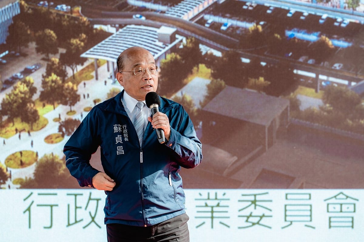 蘇貞昌對陳其邁公開力挺備感窩心。 圖：高雄市政府/提供
