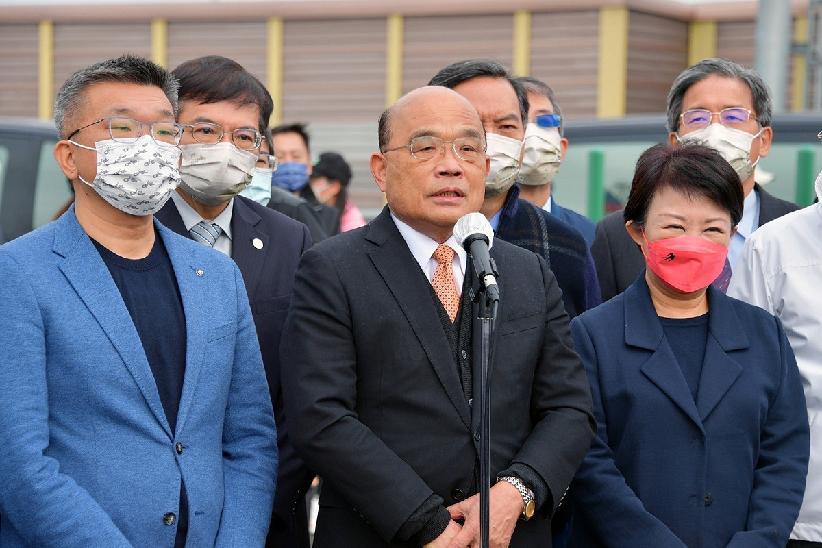 行政院長蘇貞昌今（16）天上午到台中市出席國道4號台中環線豐原潭子段計畫全線通車典禮前受訪。 圖：行政院提供