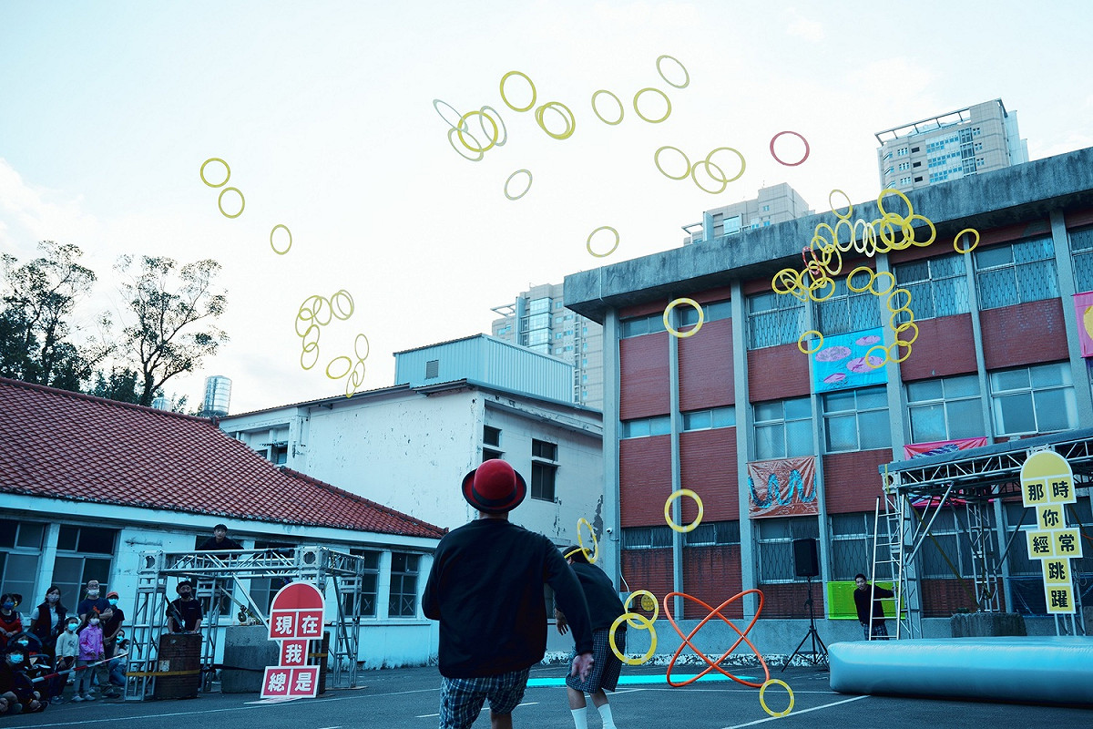 2023年林家花園邀請新北市演藝團隊馬戲之門蒞臨演出，將帶給民眾不一樣的視覺饗宴。 圖：新北市文化局提供
