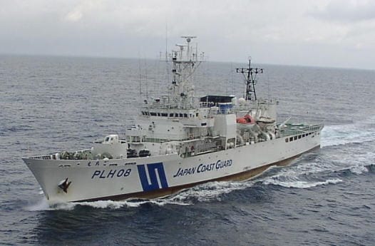日本海上保安廳將對對如何使用巡視船疏散西南群島居民進行詳細調查。圖為日本海上保安廳所屬「津輕級」(つがる型)大型直昇機巡視船「越後號(えちご，PLH-08)」。 圖：翻攝新潟海上保安部官網