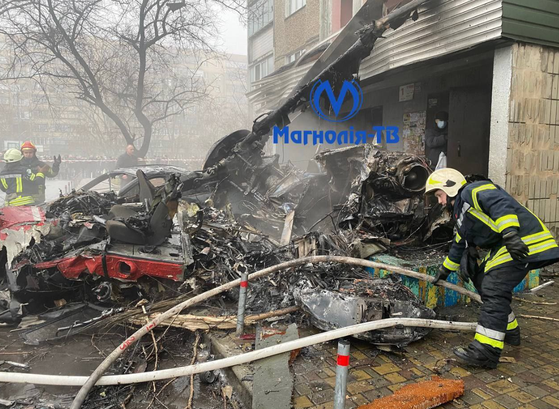 烏克蘭一架直升機墜毀，至少造成16人死亡。 圖：翻攝自@IuliiaMendel推特