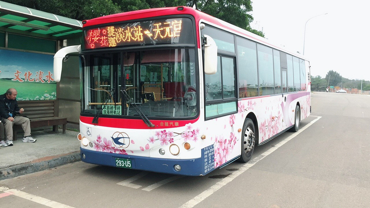 賞櫻專車。 圖：新北市交通局/提供