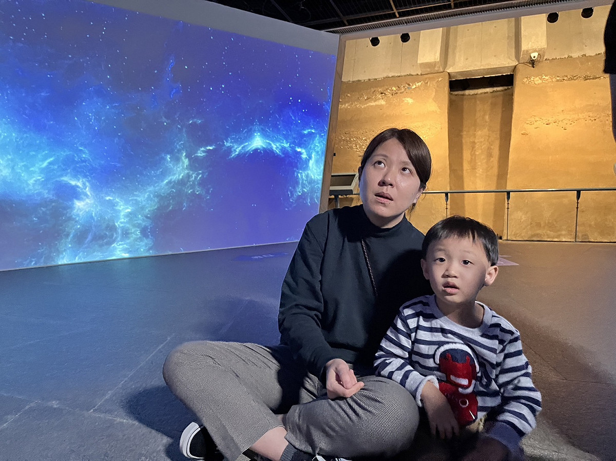 「千年記憶」沉浸式體驗廣受大小朋友歡迎。 圖：十三行博物館提供