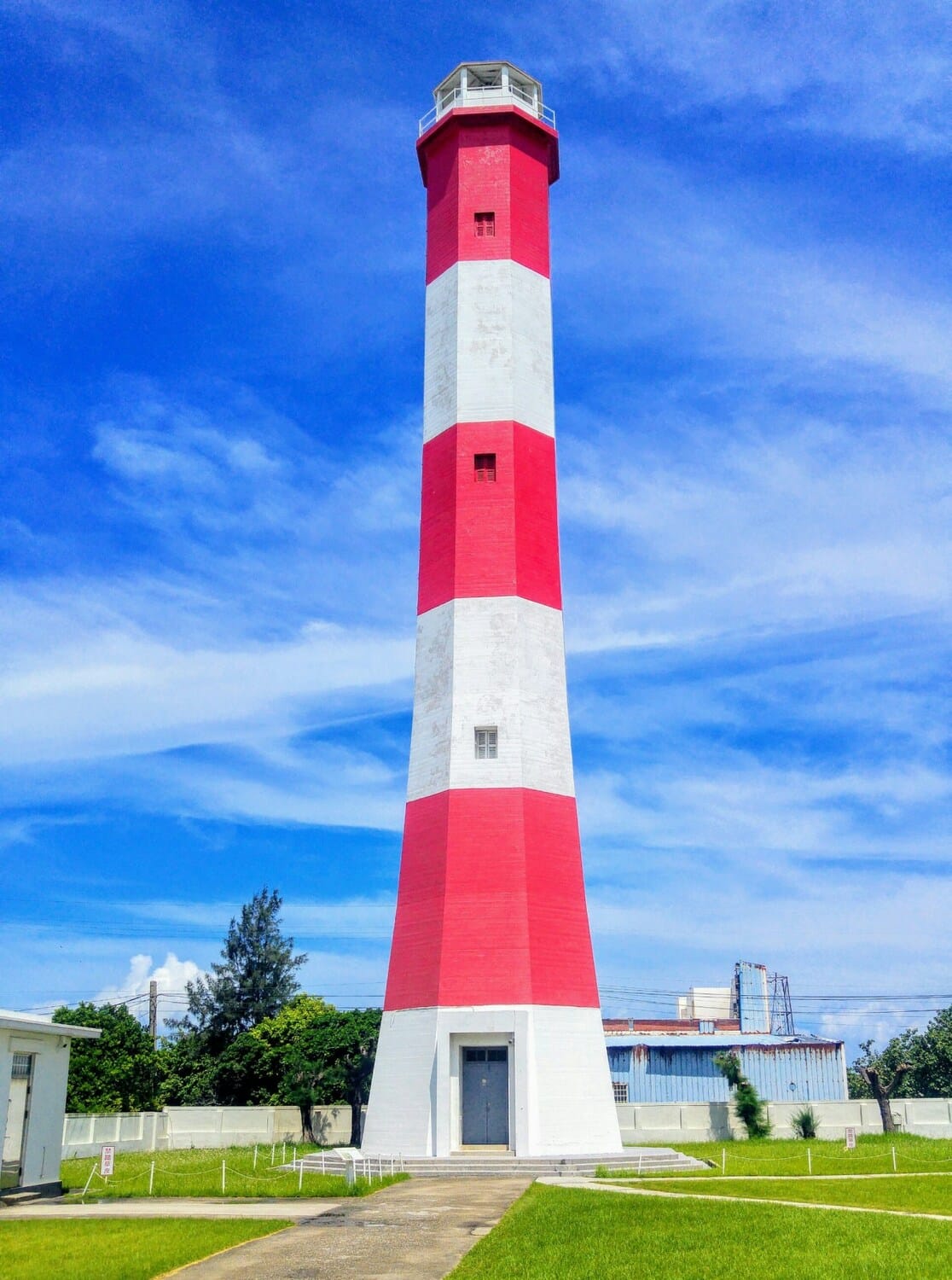 高美燈塔旅宿園區開幕試營運。 圖：交通部航港局／提供