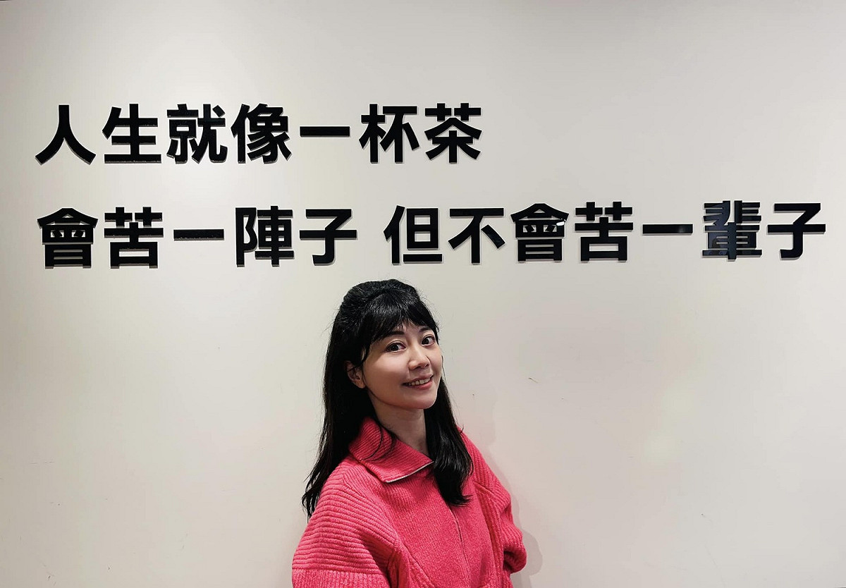 高嘉瑜「柯友友」的身份，ㄧ路上跟柯文哲濃情蜜意化不開，選區內民進黨基層多次大聲疾呼應開除黨籍。 圖: 翻攝自高嘉瑜臉書