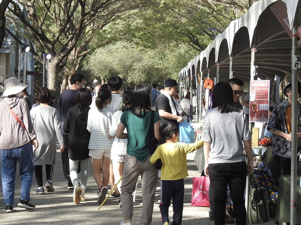 「2023香港年宵」集結全台港人店家設攤。 圖：高雄市行政暨國際處/提供