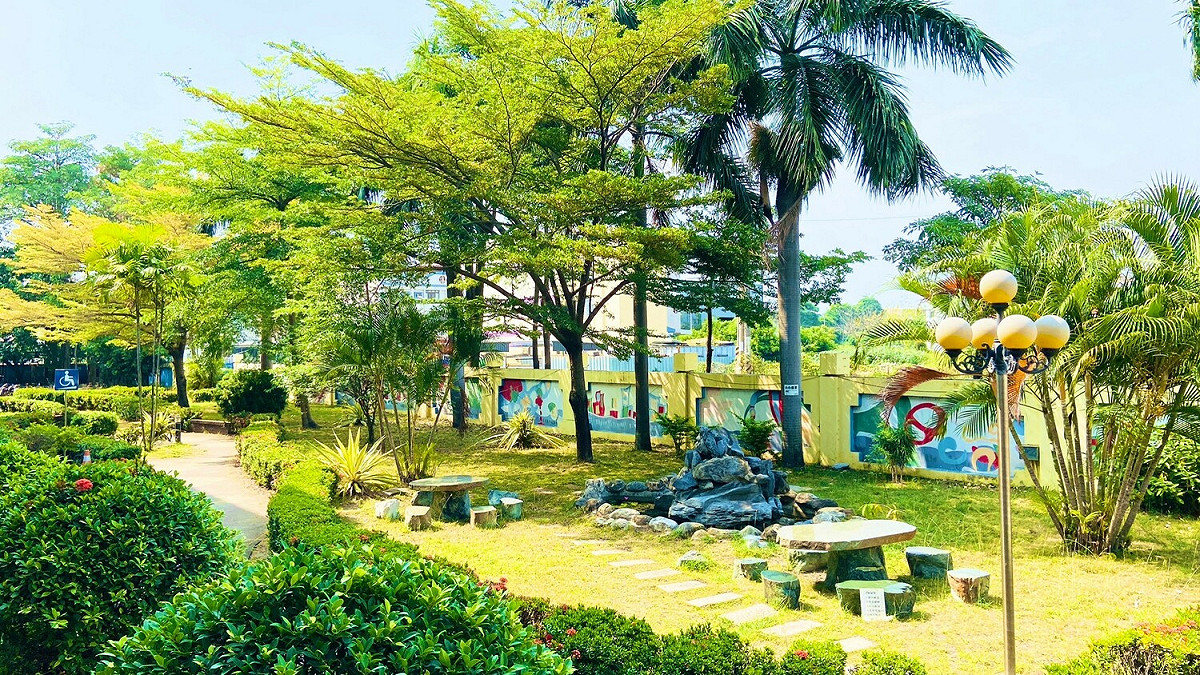 中芸國中自然景觀極佳。 圖：高雄市中芸國中/提供