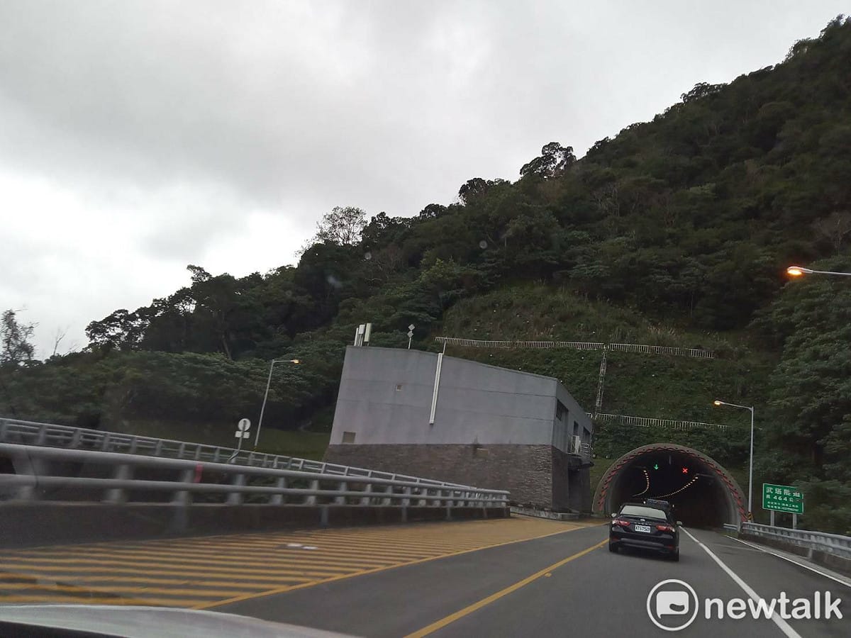 連假倒數2天，省道出現北返人潮。(圖為蘇花公路) 圖：林冠妤／攝