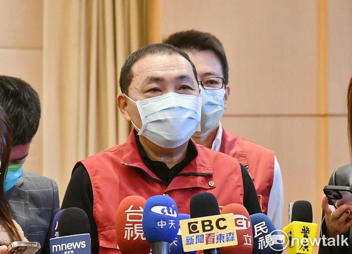 侯友宜表示，昨晚他是以地主身份，受邀參加全國正副議長聯誼活動，向各縣市正副議長拜年。 圖：林昀真／攝