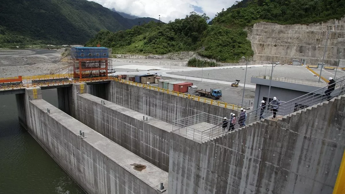 中國一帶一路建設項目，厄瓜多的科卡科多辛克萊大壩，建設始於 2010 年，2016年啟用至今不到 8 年就浮現數千條裂縫。 圖：厄瓜多旅遊局（資料照）