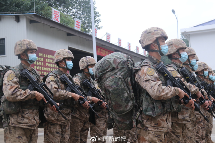 中國一名教授狂言稱2028年武統台灣獻禮給解放軍，引起網路討論。圖為中共解放軍。 圖：翻攝自中國國防時報微博