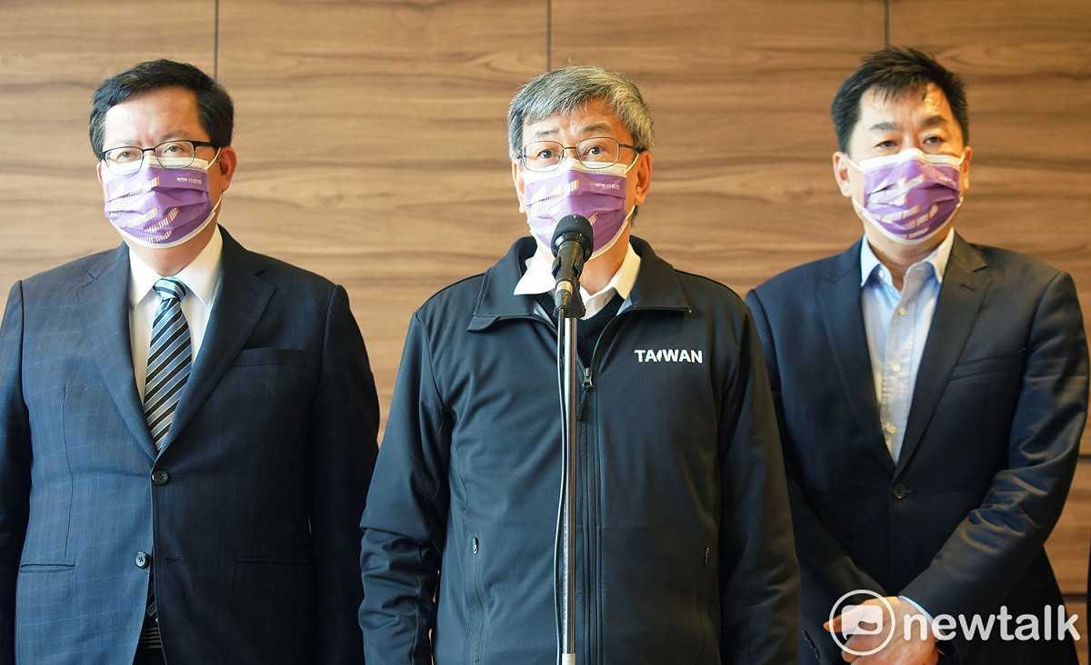 對於美國眾議院議長麥卡錫稱無訪台規劃，行政院長陳建仁（中）表示尊重其決定。 圖：林昀真／攝