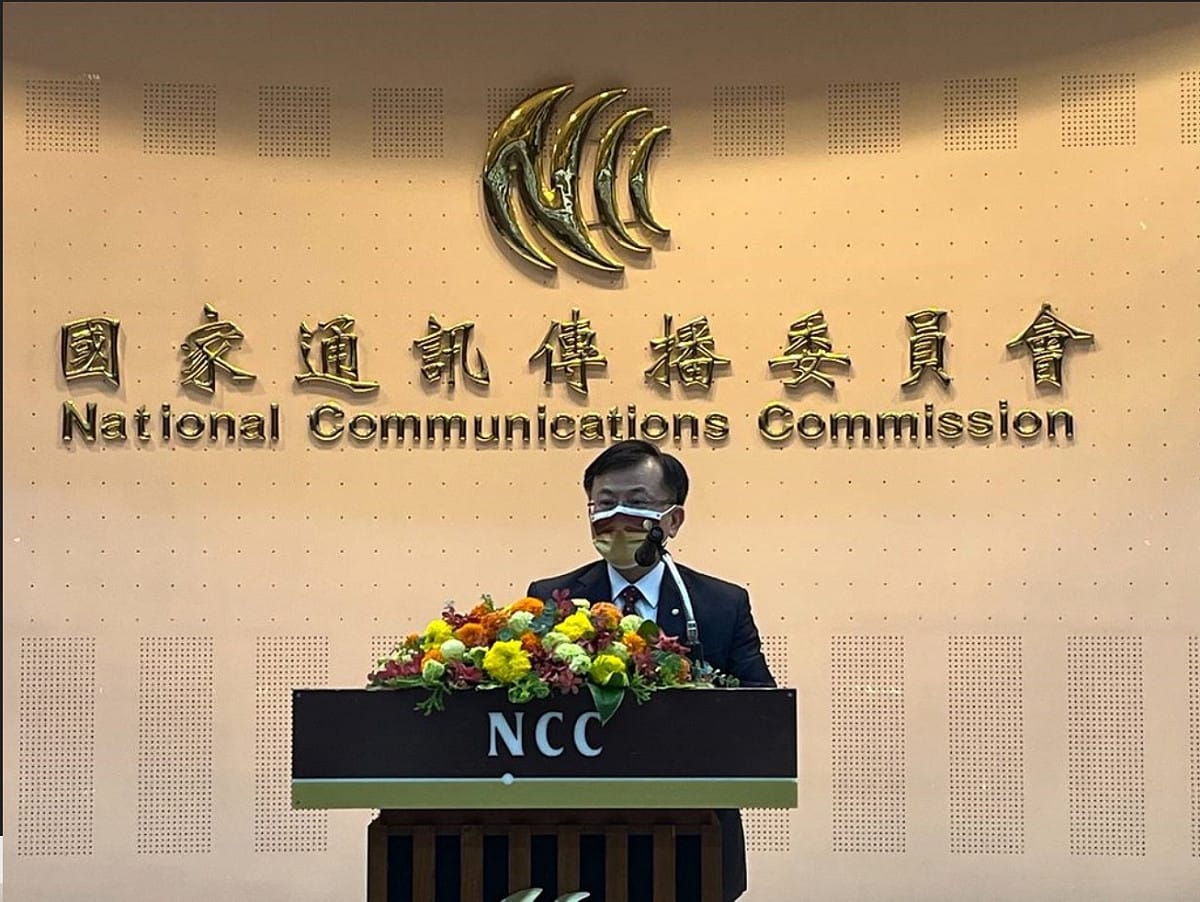 長期以來電視晚間談話節目在萬年主持人及固定來賓下，已成為二大政黨謀取其政黨及特定派系團體的政治利益的工具。呼籲中選會、NCC及檢調單位應就談話節目的違法輔選及反輔選特定候選人的不法行為，啓動調查。 圖：擷取自Flicker「國家通訊傳播委員會」