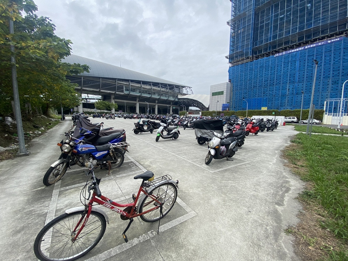未來變更後，以停車場與社會住宅共構模式，預計可提供440戶社會住宅 ，供1056人口居住，也分別有165格汽車車位、535格機車車位。 圖：新北市城鄉局提供