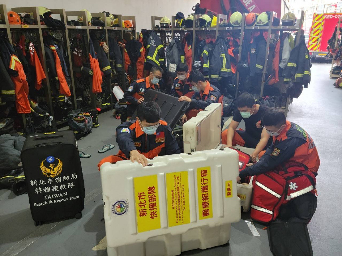 消防局快搜部隊近年來積極投入人力及添購器材，參與許多重大災害搜救工作。 圖：新北市消防局提供