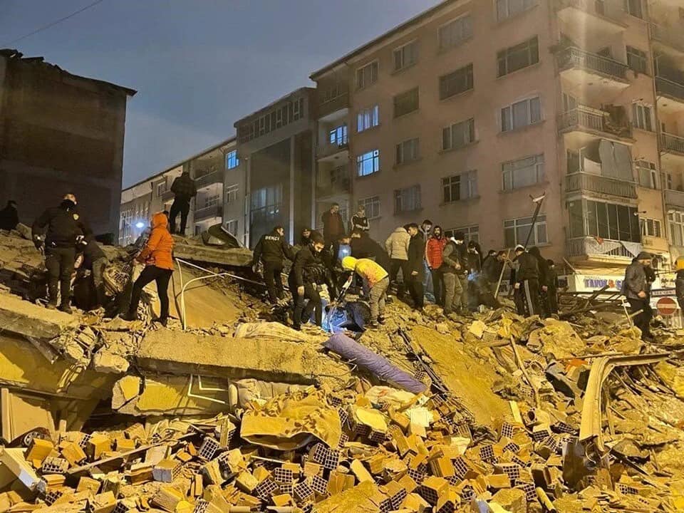 地震後的土耳其彷彿人間煉獄。 圖：翻攝自圖佳臉書