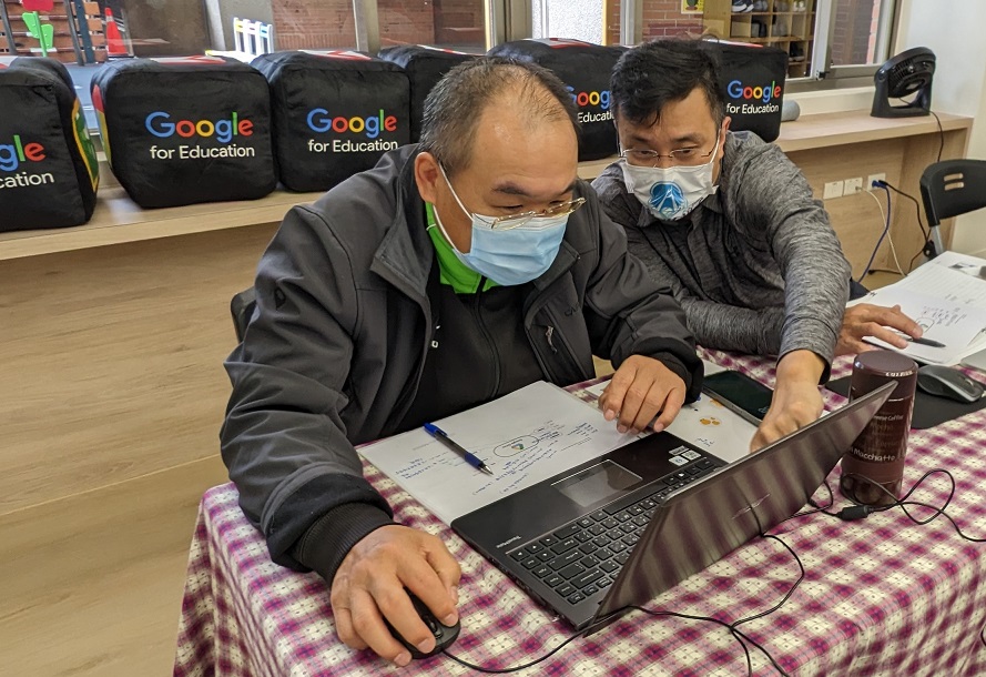 Google應用程式學員互助共學 圖：新北市教育局提供