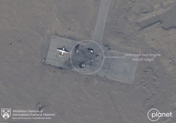 衛星拍攝到中國西北靶場導彈攻擊後的樣貌。 圖 : 翻攝自Planet Lab