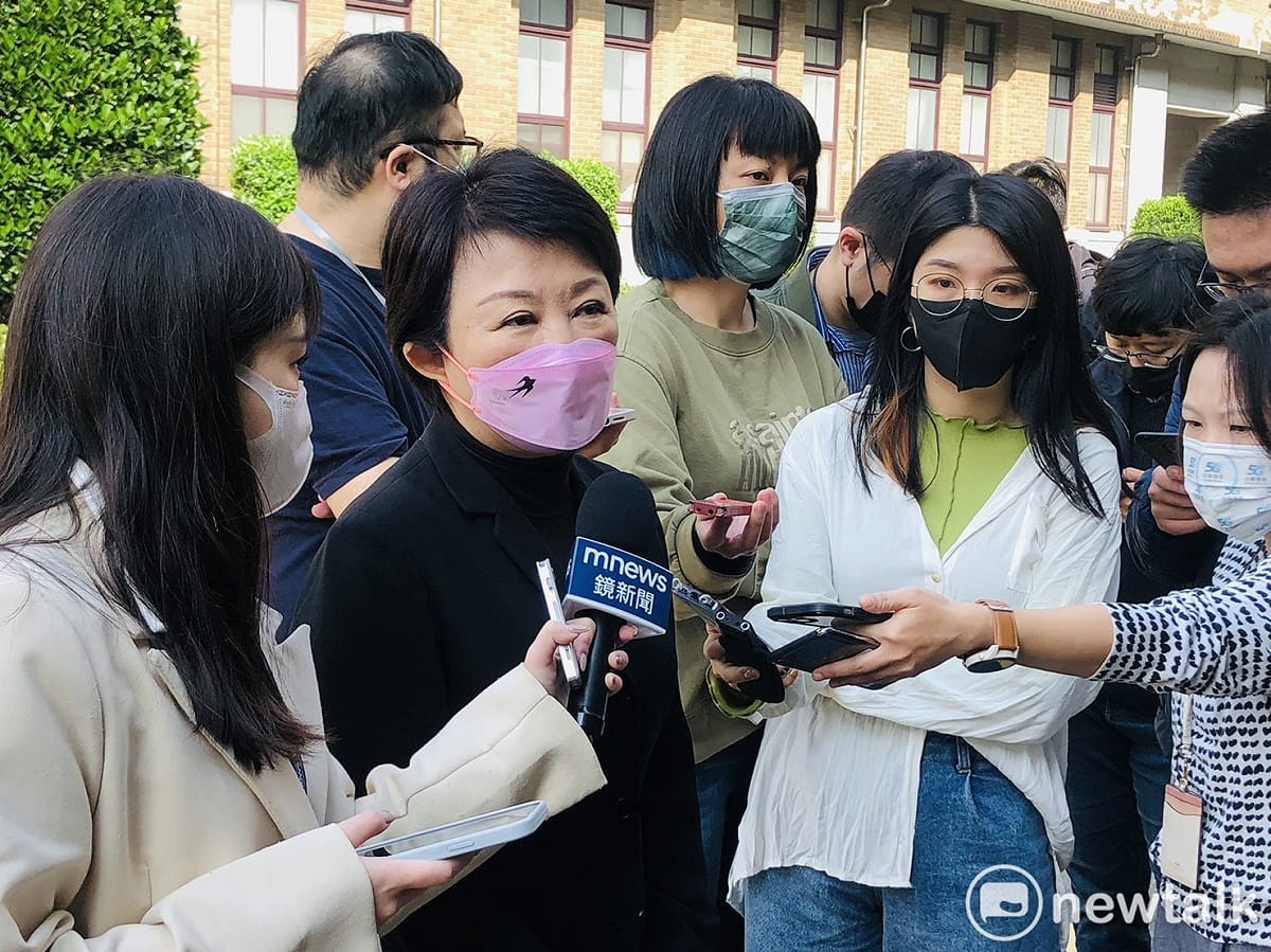 台中市長盧秀燕今（9）日在行政院會後受訪。 圖：謝莉慧/攝
