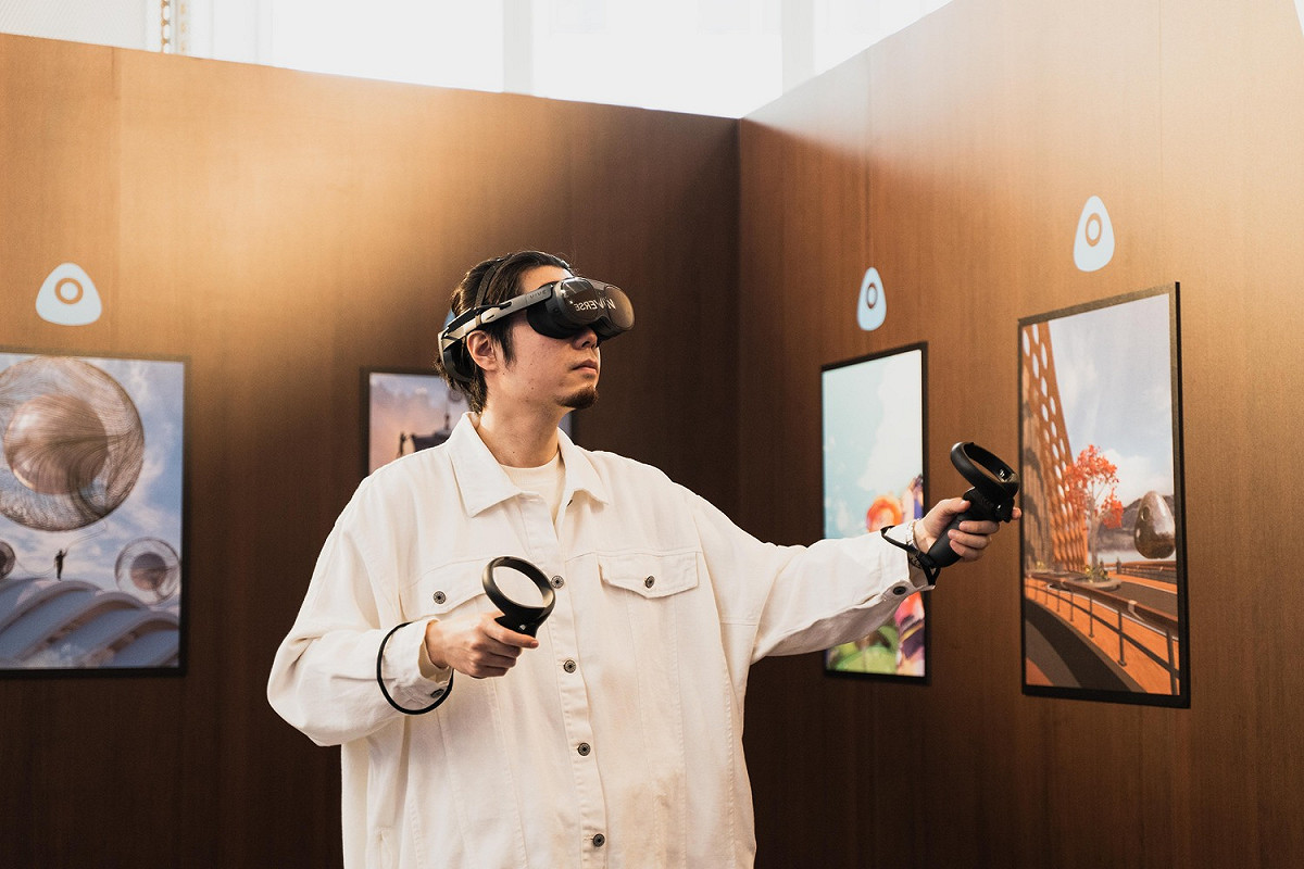 於會場展示VIVERSE全新空間，使用者可享有2層樓個人空間 圖：HTC/提供