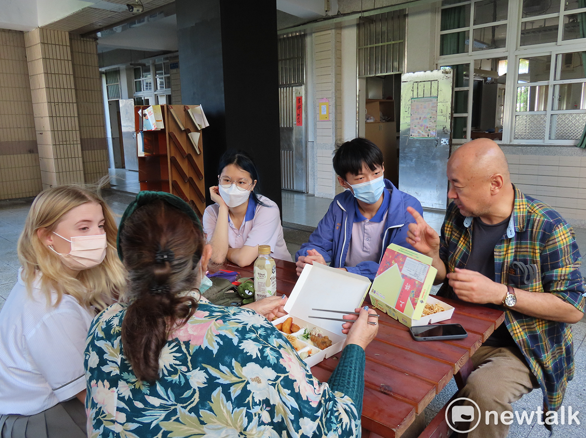 校園要解威權、解家父長心態，光靠行政人員是不夠的，教師們也該努力自我改變，而不是等著被改變！ 張文隆拍攝