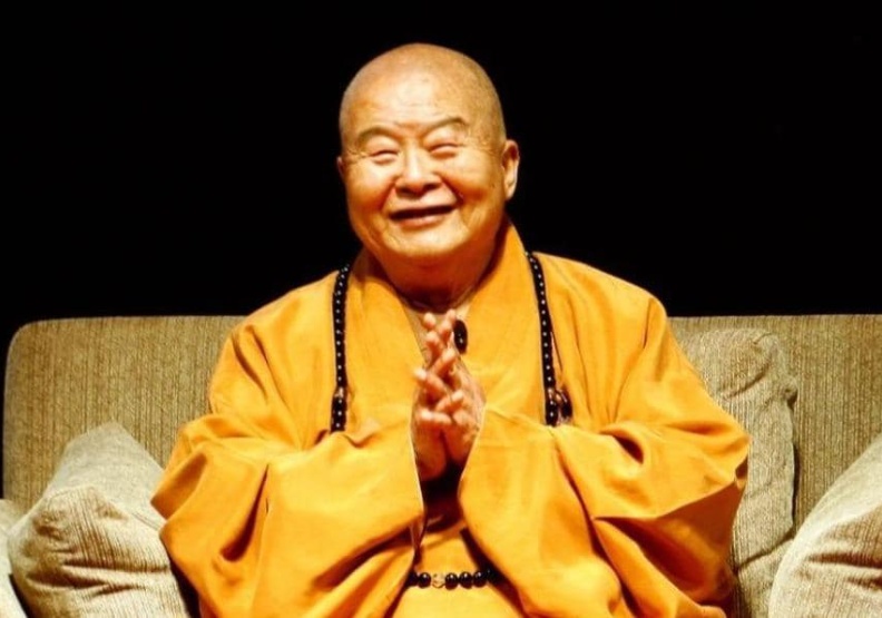 星雲法師 5 日辭世，生前他曾預告自己「沒有舍利子」，當時佛光山解釋其不強調舍利子的信仰，因而鼓勵人不追求形、相上的佛法。 圖：擷自佛光山西澳道場官網
