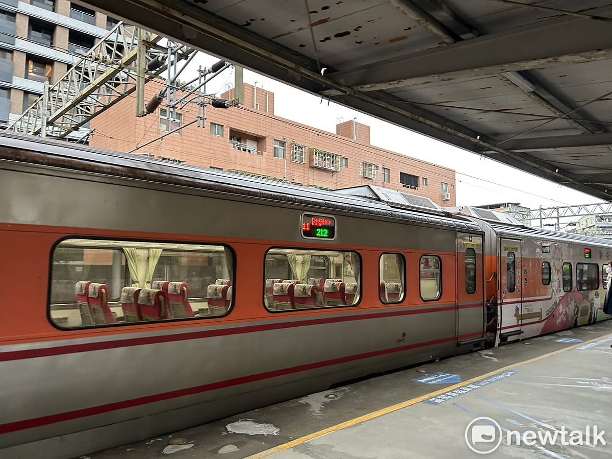 台鐵宣布228連假加開17班次的自強號列車。 圖：林岑韋／攝（資料照）