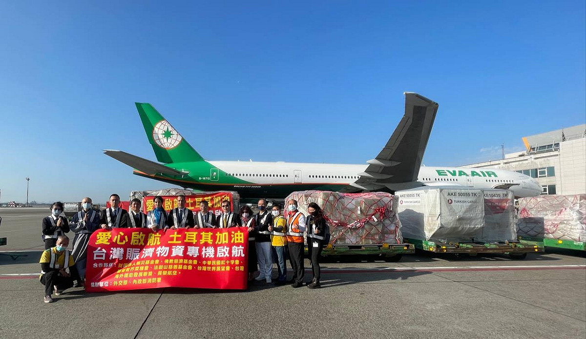 外交部協助轉運國人援助土國愛心物資逾116噸。 圖：外交部/提供
