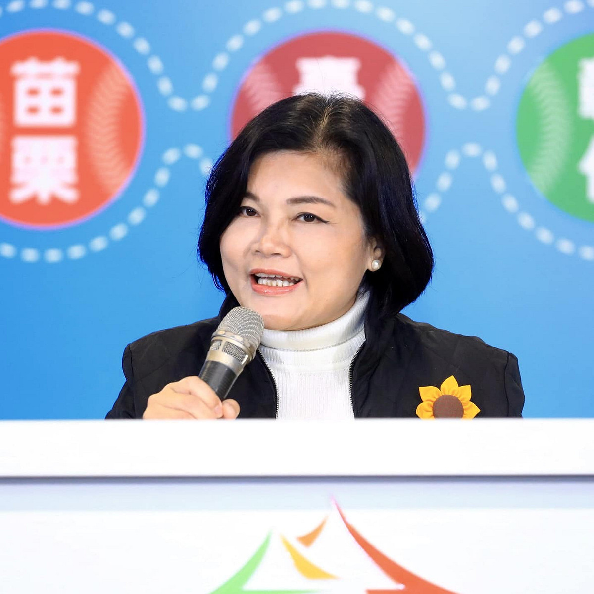 雲林縣長張麗善，在接受媒體電訪時稱，昐檢方毋枉毋縱，查明事實。 圖：取自盧秀燕臉書（資料照）。