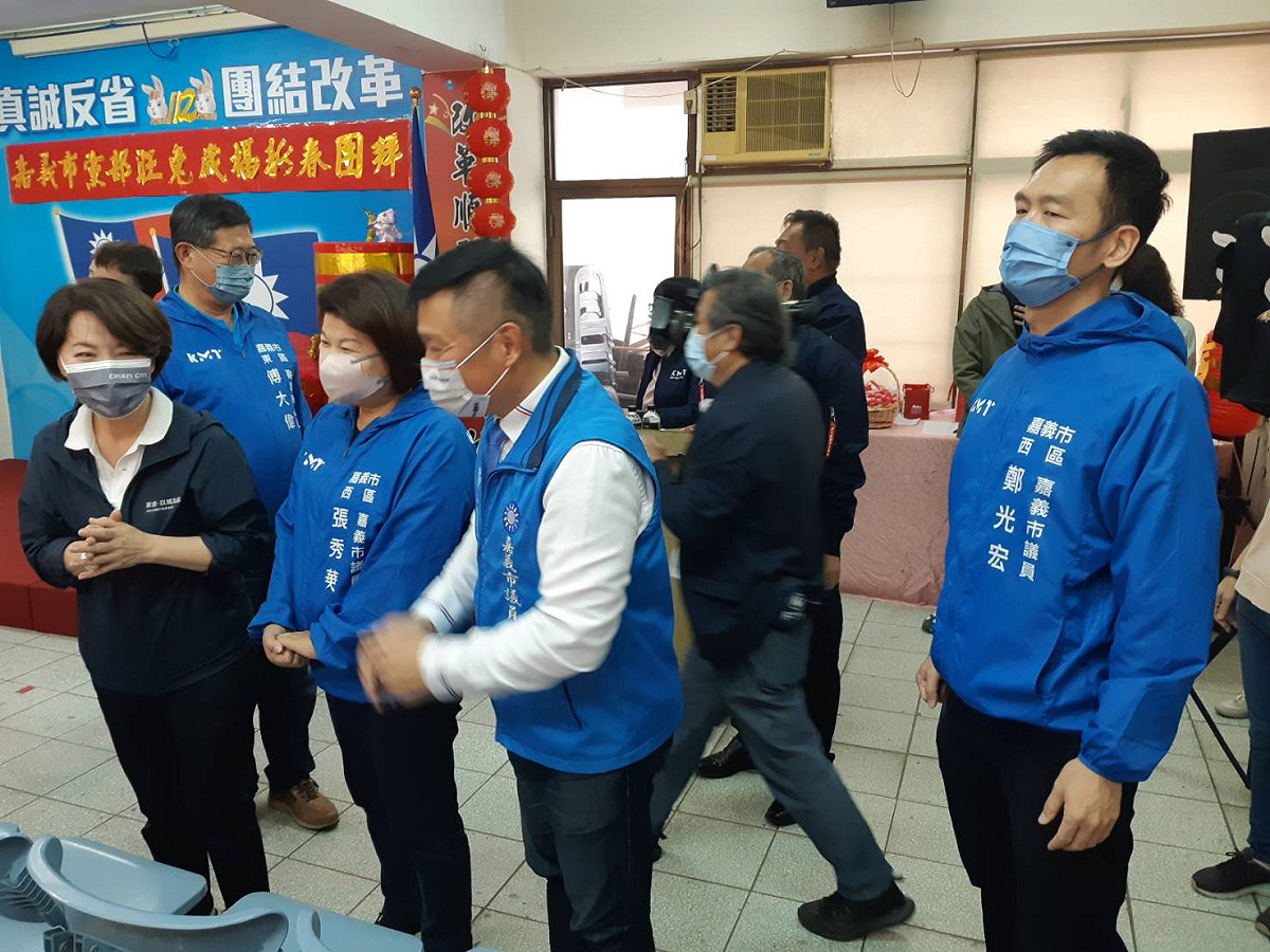鄭光宏、陳家平、張秀華（右起）都是國民黨2024立委的可能人選。 圖：蔡坤龍/攝