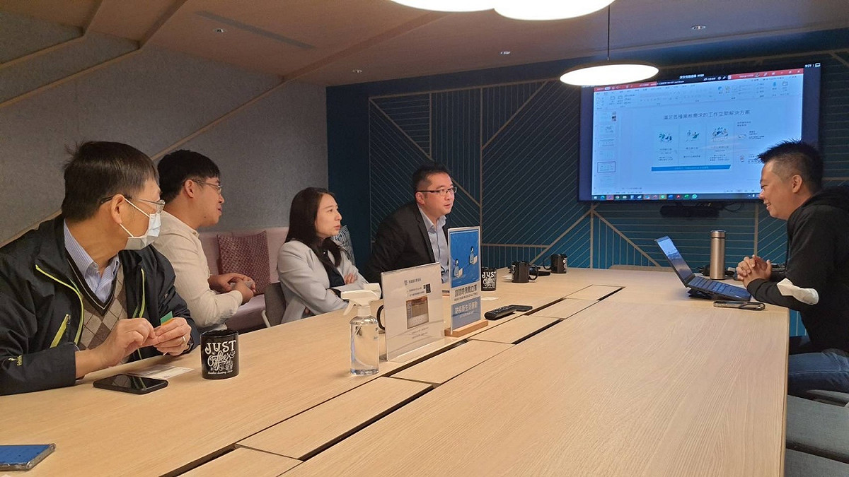 青年局長錢念群、基隆市產發處長林鼎超與台北市產發局共同分享交流青年創業議題。 圖：新北市青年局提供