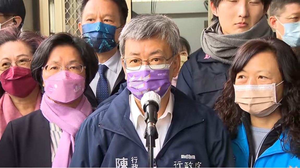 行政院長陳建仁今（21）天到彰化縣參訪彰化縣秀水鄉馬興社區發展協會前受訪，做了以上表示。 圖：擷自直播畫面