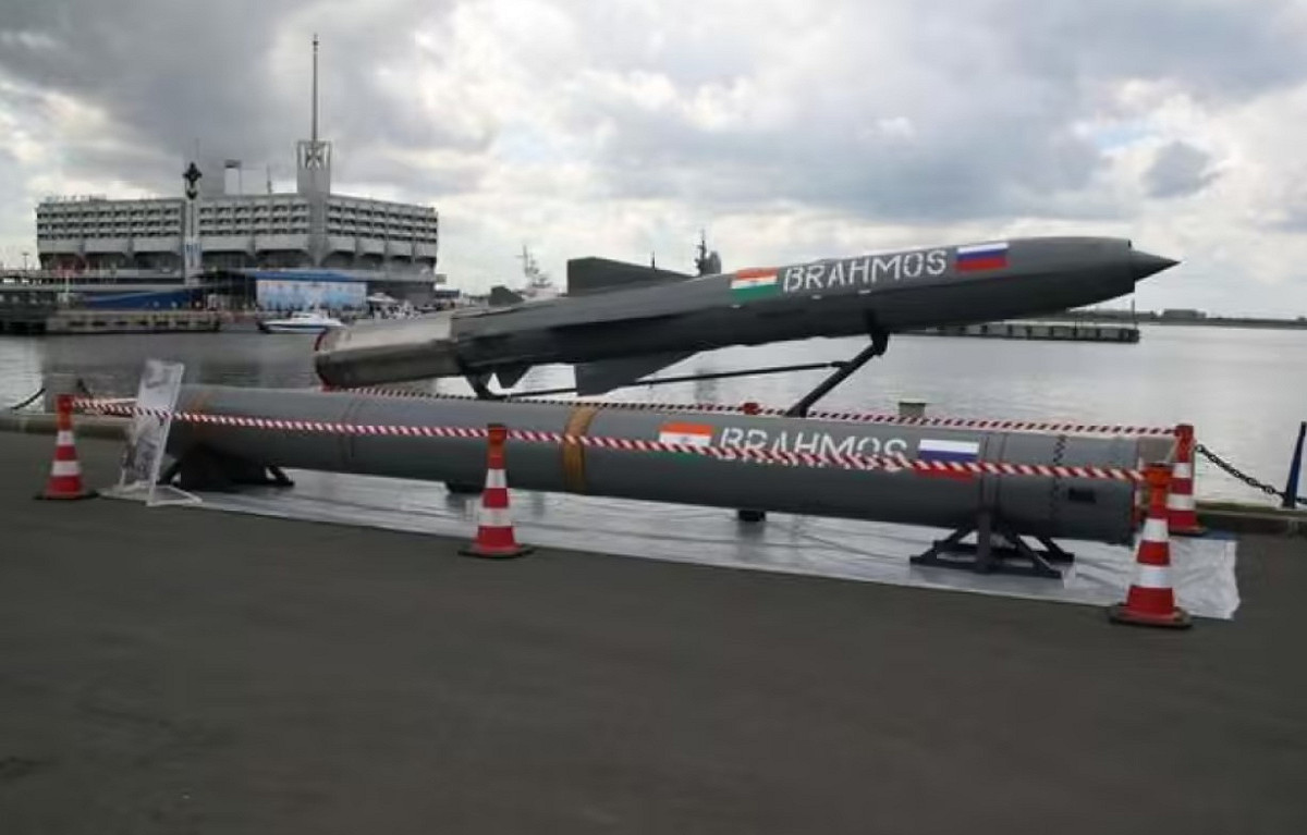 菲律賓向印度購買超音速反艦巡弋飛彈「布拉莫斯」(BrahMos)。印度官員表示預計在未來 10 天內開始出口，導彈預計在 3 月前抵達菲律賓。 圖:翻攝自環球網