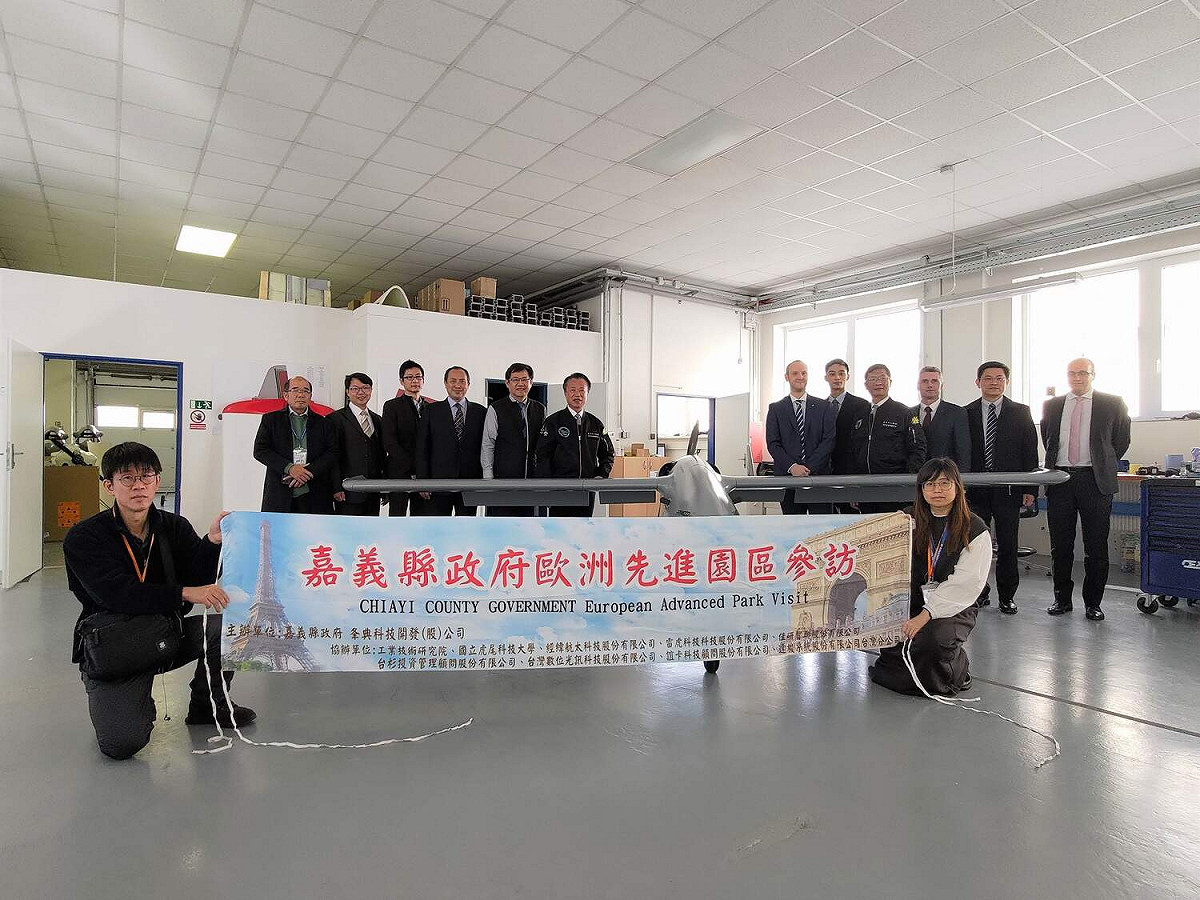 追求產業園區智慧機械再進步 嘉義縣長翁章梁率隊赴歐產學交流。 圖：嘉義縣政府/提供
