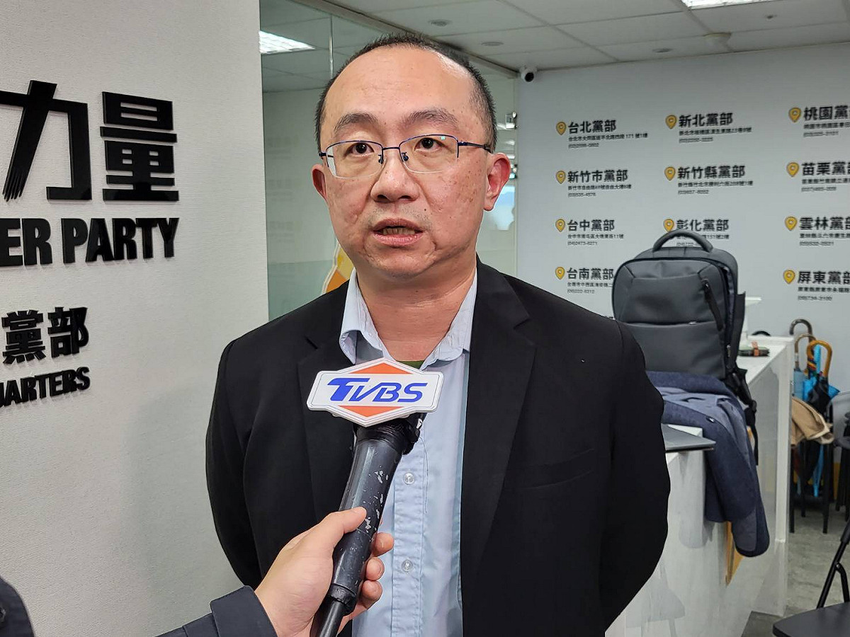 人渣文本認為，時力未來走自己的路機會大。 圖：陳佩君／攝