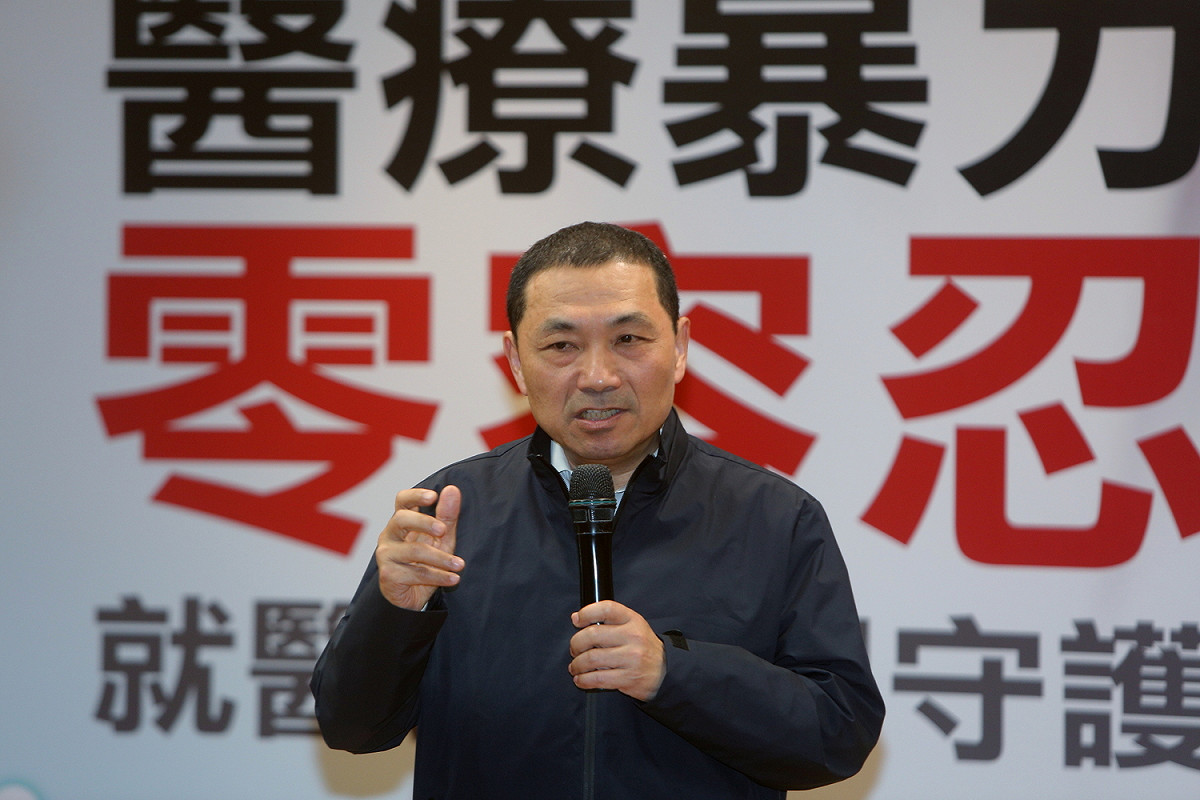侯友宜今（24）日受訪表示，扮演好副市長的角色，把當下的事情做好，就是對市民最好的承諾。 圖：王峻昌／攝。