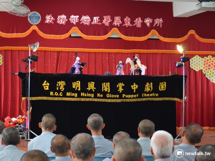 如何透過各種形式的教化，扭轉收容人的認知與價值觀，是輔導工作的一大功課。  圖：游宏琦／攝