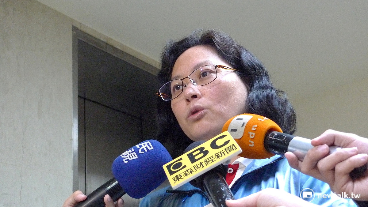 台北市勞動局長指出，出勤紀錄不完整的時候，加班費也算不出來，每日工時是否超過12小時也不知道。 圖：汪少凡／攝