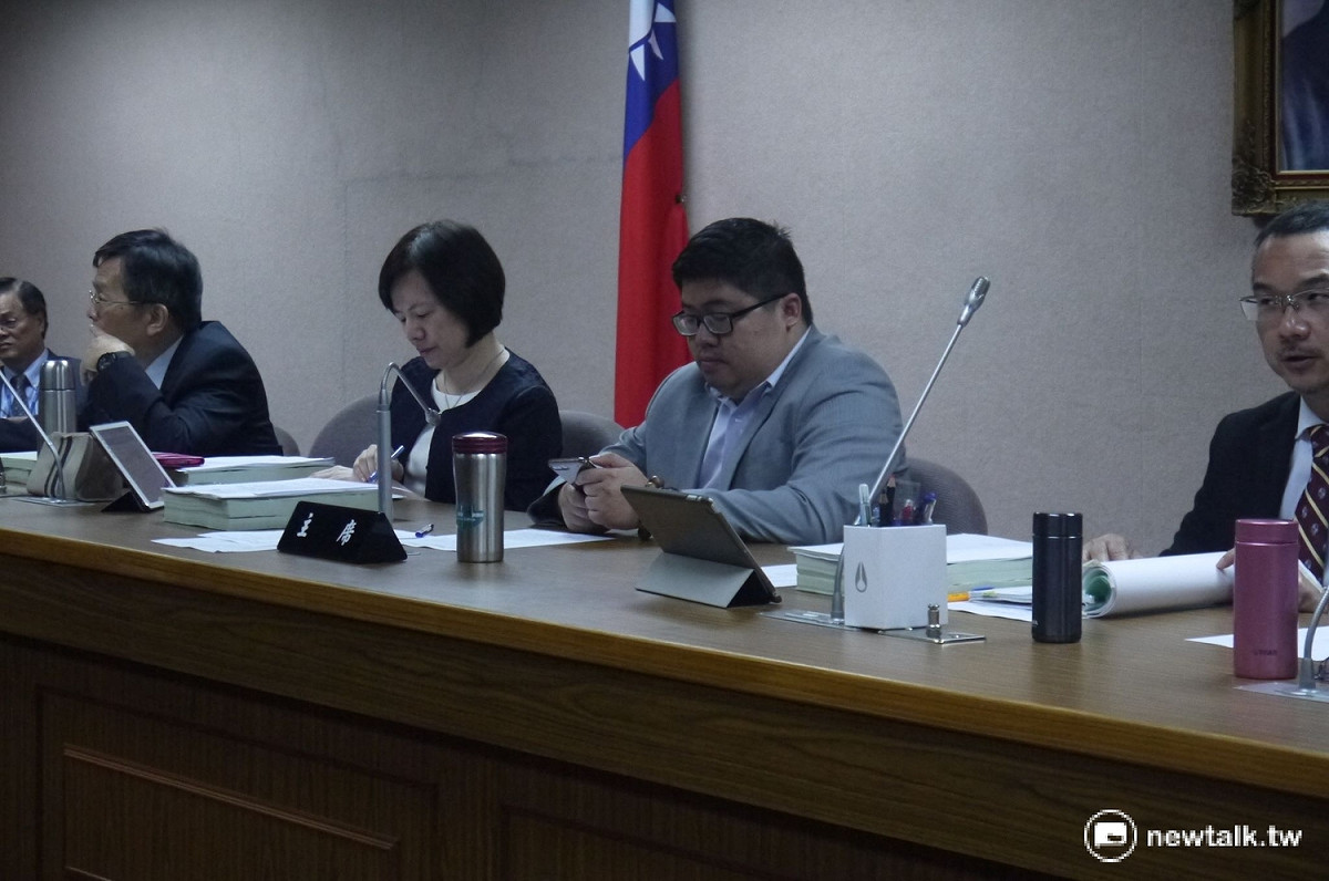 今日年改公聽會和平進行中。 圖：鍾孟軒/攝
