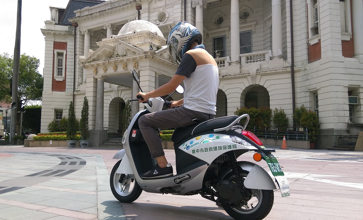 電動機車的推廣對環境相對健康。 圖：台中市政府／提供