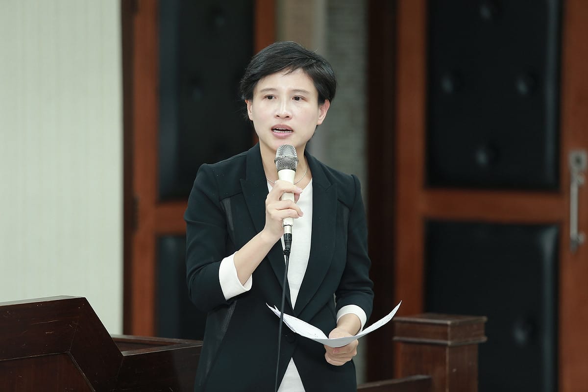 2017年全國文化會議中區論壇繼上週在南投、臺中辦理後，於4月29日假國立雲林科技大學舉辦。上午場次討論「支持藝文創作自由與培植美感素養（文化創造力）」議題，文化部鄭麗君出席與會。 圖:文化部/提供