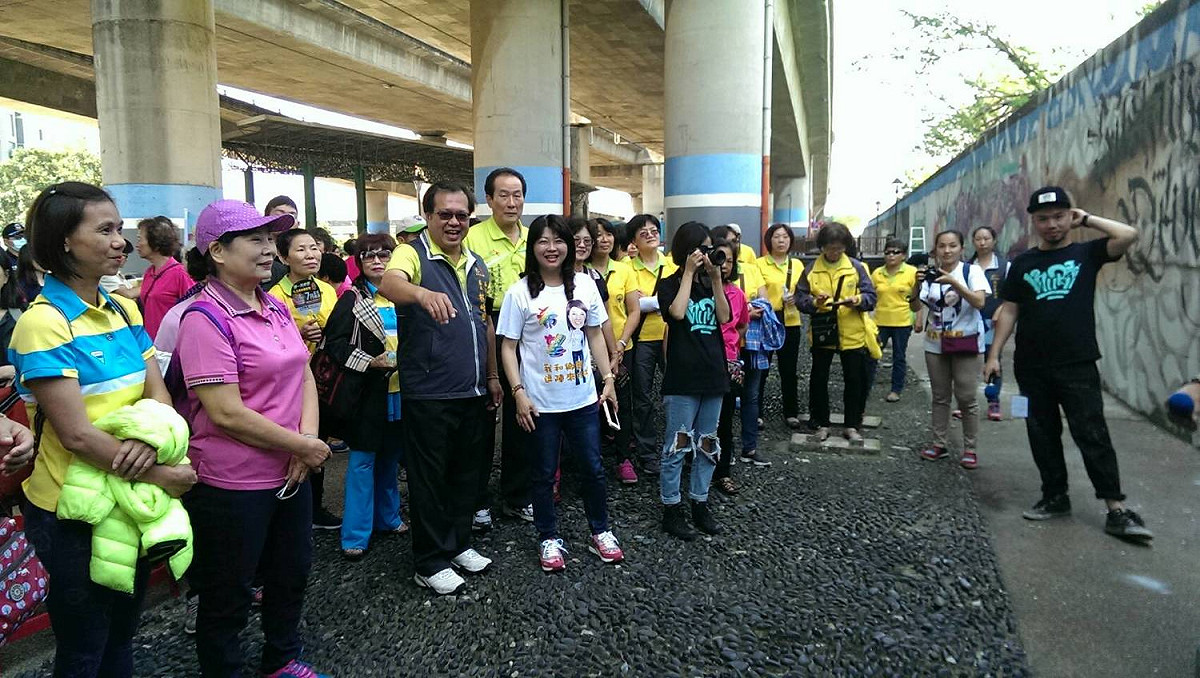 塗鴉藝術家用嶄新的姿態，與社會大眾對話。 圖：台中市政府提供