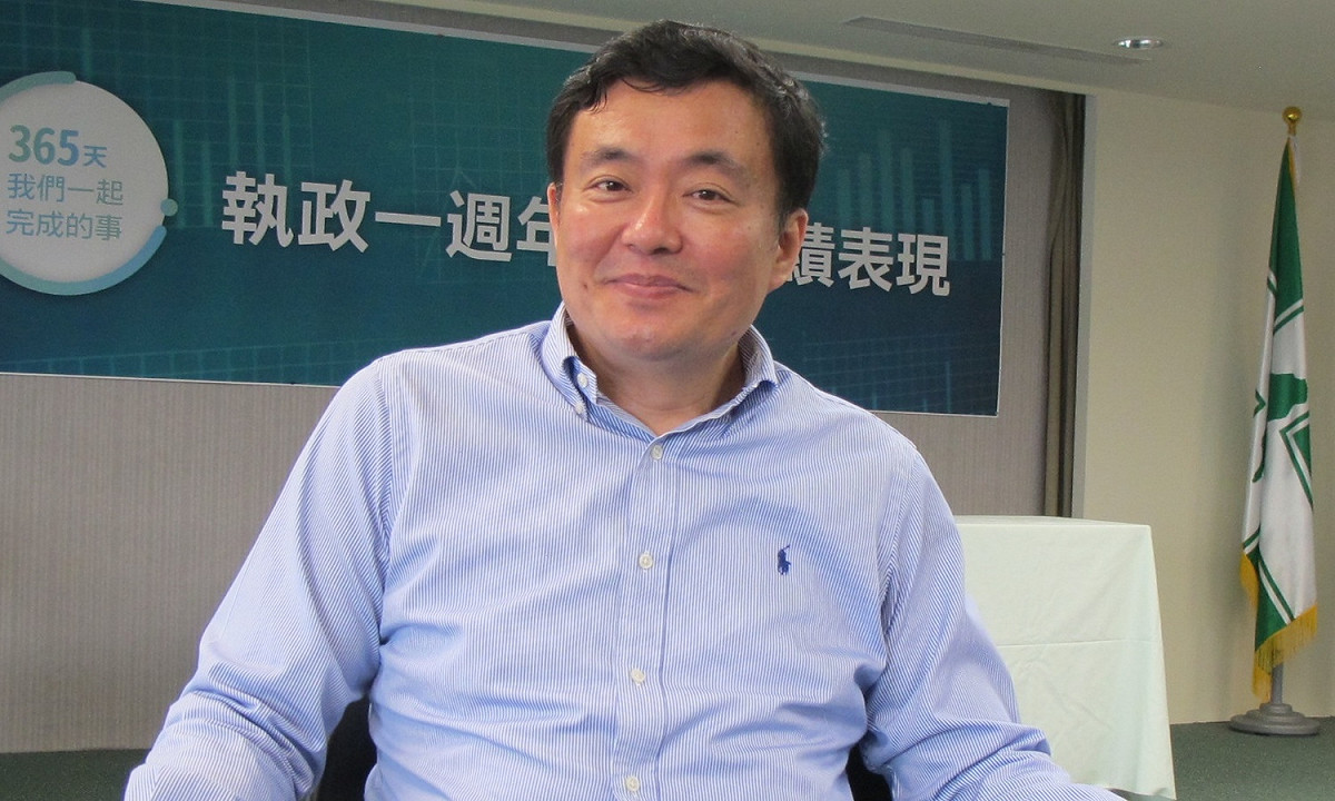 民進黨證實秘書長洪耀福16日與台北市長柯文哲密會。 圖：新頭殼資料照